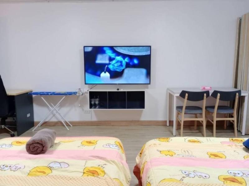 K.NAT Room service Nonthaburi Exteriör bild