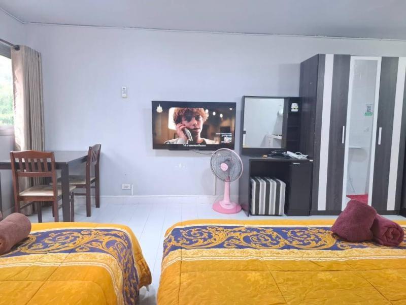 K.NAT Room service Nonthaburi Exteriör bild