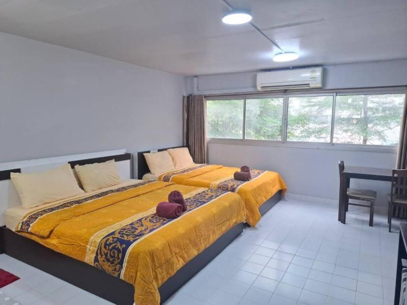K.NAT Room service Nonthaburi Exteriör bild